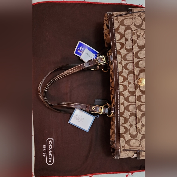 Authentic Coach baby bag. New with tags! - Picture 4 of 5